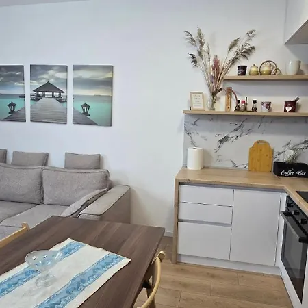 Adriatik Retreat And Relax Golem (Tirana)